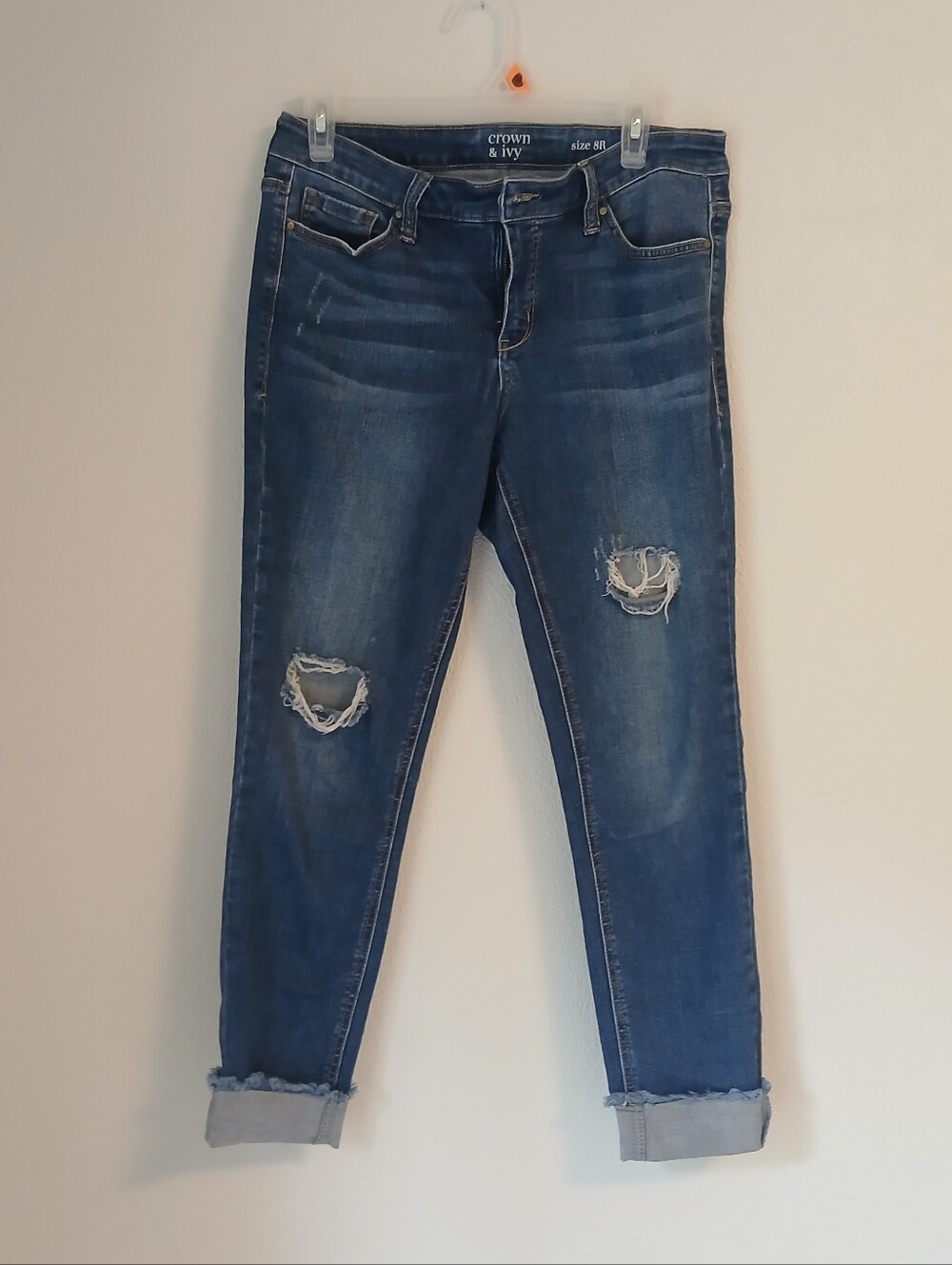 Crown & Ivy Distressed Skinny Jeans Size 8• Women's size 8